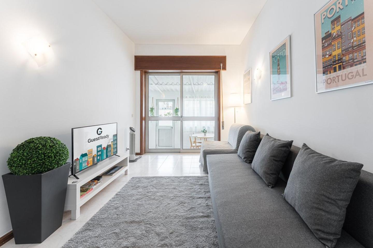 Guestready - Modern Cosy Apartment With A Terrace Порту Экстерьер фото
